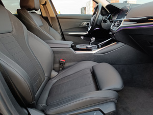 BMW 320D MHEV 2.0 R4 140kW Sportline Touring (2022a) (8 foto / 10)