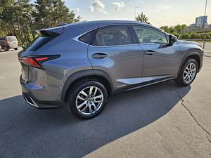 Bolt/Uber Comfort/ Premium Lexus NX300h (3 foto / 8)