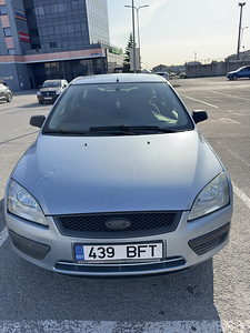 Ford focus 1.6 TD (2 foto / 10)