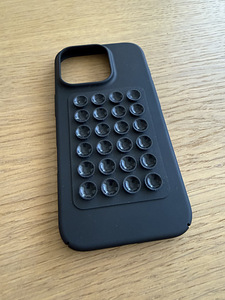 iPhone 16 Pro ümbrised (5 foto / 8)