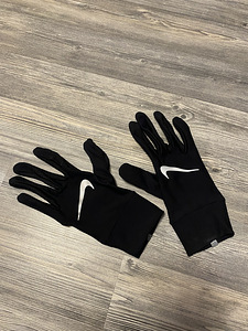 Найк перчатки (2 фото из 2)