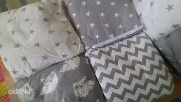 Дизайнерские подушки для детской кроватки и комнаты (фото #2)