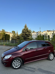 Мерседес Бенц Б 170 (2 фото из 15)