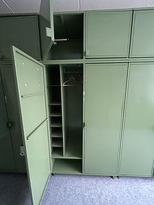 Metallist Riidekapp, 2 Ust, pingiga, 20tk. (6 foto / 8)