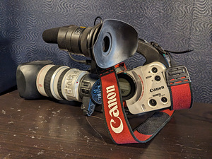 Canon videokaamera (1 foto / 4)