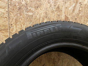 235/55/17 Pirelli naastrehvid 4tk (7 foto / 7)