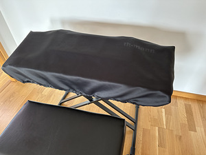 Синтезатор Yamaha PSR-E373 (4 фото из 4)