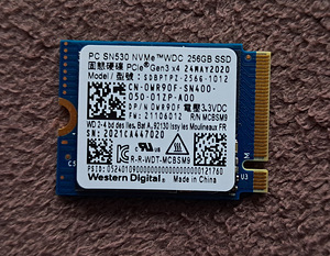 Western Digital SN530 M.2 NVMe SSD 256gb (1 foto / 1)