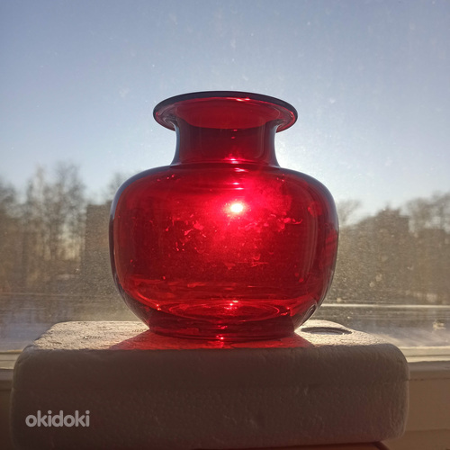 Красная ваза (фото #1)