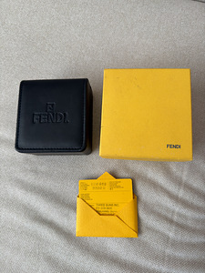 Женские часы Fendi Orologi 7000G (4 фото из 4)