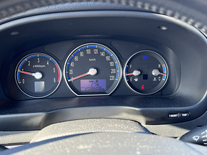 Hyundai Santa Fe (2 foto / 8)