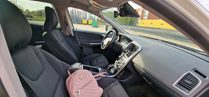 Volvo XC60 2015 (5 foto / 6)