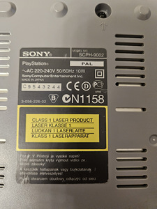 Sony Playstation 1 + 2 pulti ja mäng Ps One ps1 (3 foto / 3)