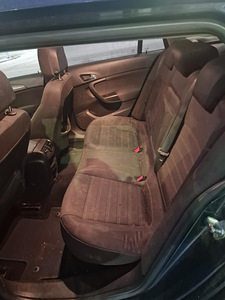 Opel Insignia 2.0cdti (8 foto / 9)