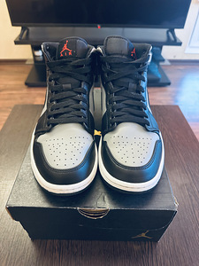 Air Jordan 1 Grey and Black 42.5 / 27cm