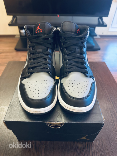 Air Jordan 1 Grey and Black 42.5 / 27cm (foto #1)