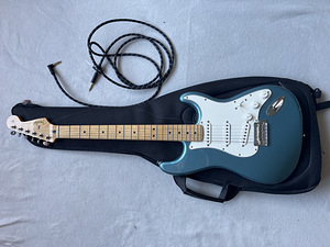 Elektrikitarr Fender Stratocaster (1 foto / 5)