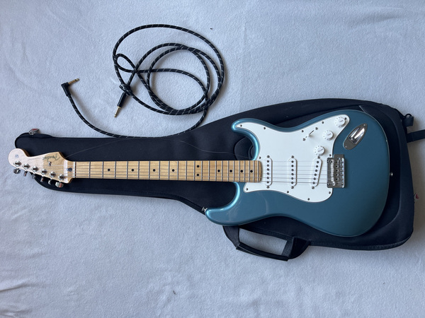 Elektrikitarr Fender Stratocaster