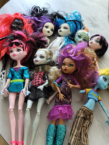 MONSTER HIGH NUKK (1 foto / 5)