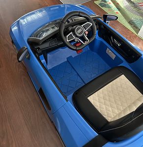 Электромобиль Elektriauto (5 фото из 6)