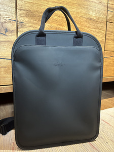 Uueväärne Alison Medium Seljakott Lotus Black (1 foto / 3)