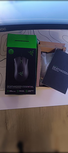 RAZER DEATHADDER ESSENTIAL (4 фото из 4)