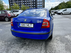 Skoda Octavia (5 foto / 12)