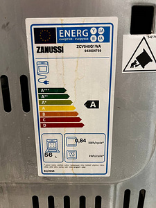 Väga heas korras Zanussi klaaskeraamiline elektripliit-ahi (3 foto / 7)