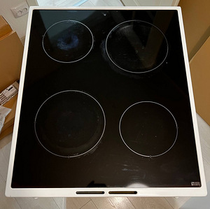 Väga heas korras Zanussi klaaskeraamiline elektripliit-ahi (5 foto / 7)