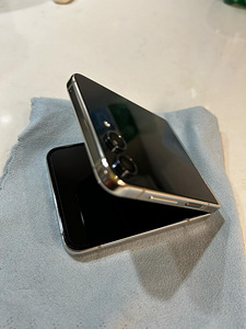 Samsung Galaxy Flip5 5G, 256GB (1 фото из 4)