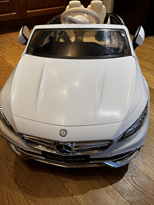 Mercedes laste elektriauto 12V (2 foto / 5)