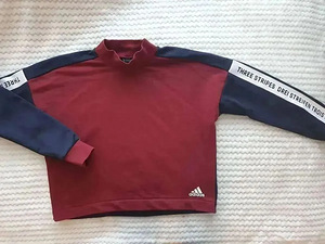 S.XS naiste adidase pusa (1 foto / 3)