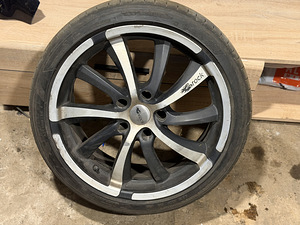Müüa 18" Brock B23 valuveljed BMW E39 - 5x120 ET15 (1 foto / 8)