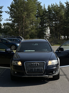 Продается AUDI A6 Allroad 2007 (10 фото из 10)