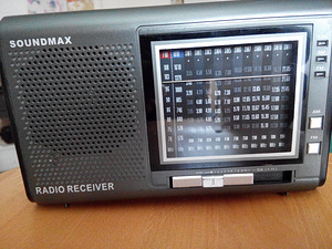 Portativnii radiopriemnik SOUNDMAX