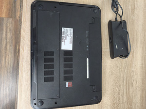 Dell Inspiron 3521 (4 фото из 6)