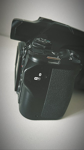 Digikaamera Nikon Coolpix P1000, Must (4 foto / 10)