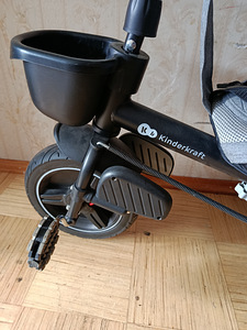 Kidskraft kolmerattaline. (10 foto / 10)