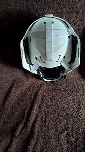 Väravavahi kiiver CCM suurus M (54,58 cm) (2 foto / 3)
