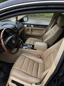 Touareg (7 foto / 9)