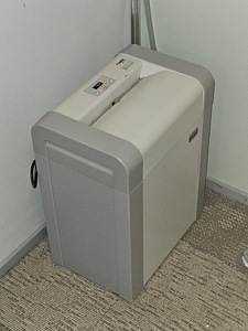 Шредер Dahle 30114