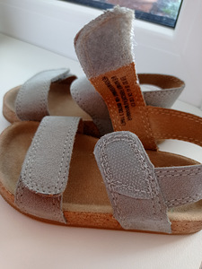 Laste jalatsid lk 20(12 sisetallal) (6 foto / 10)