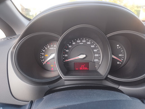 Kia Rio 2013 1.3 manual (3 foto / 9)