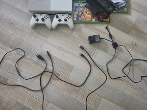 Xbox one s +kinect +games (7 foto / 7)
