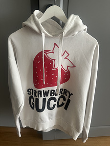 Толстовка Gucci, оригинал. Продано (1 фото из 3)