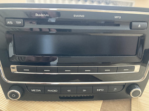 ŠKODA SUPERB MP3 Delphi Radio (3 foto / 3)