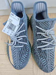 ADIDAS YEEZY BOOST 350 V2 Tossud 39,5 suurus (3 foto / 4)