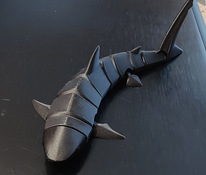 Тигровая акула с движущимися частями, напечатана на 3D-принт