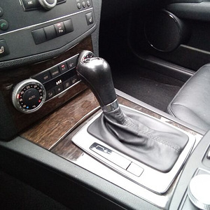 Mb C220 125kw 2009a (10 foto / 11)