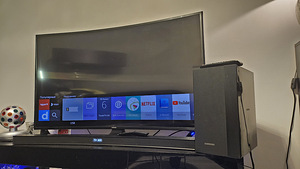 4k TV + Soundbar Samsung (2 foto / 5)
